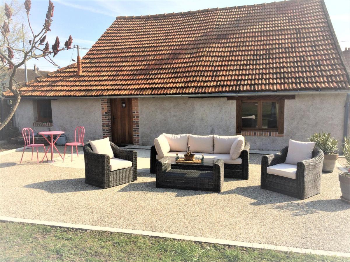 Gite De Sologne "Les Galoches" Dhuizon Esterno foto